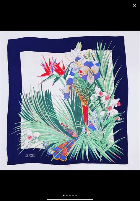 Foulard GUCCI Vintage anni 70 .